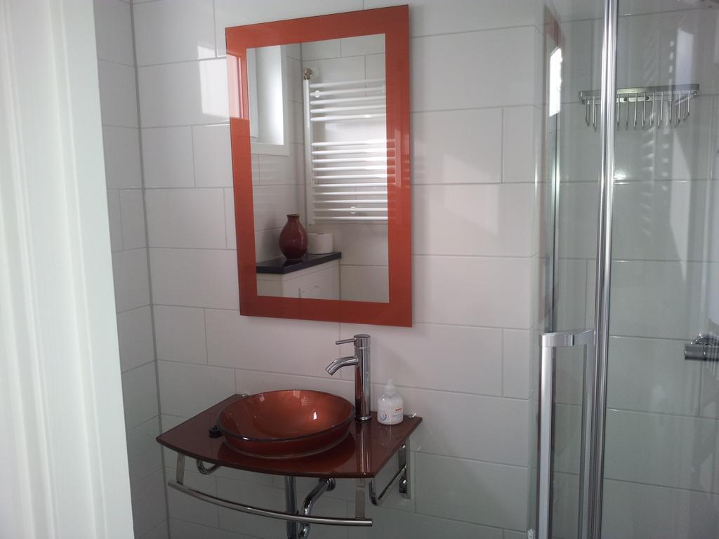 Homestay Bij Aelita Den Burg Room photo