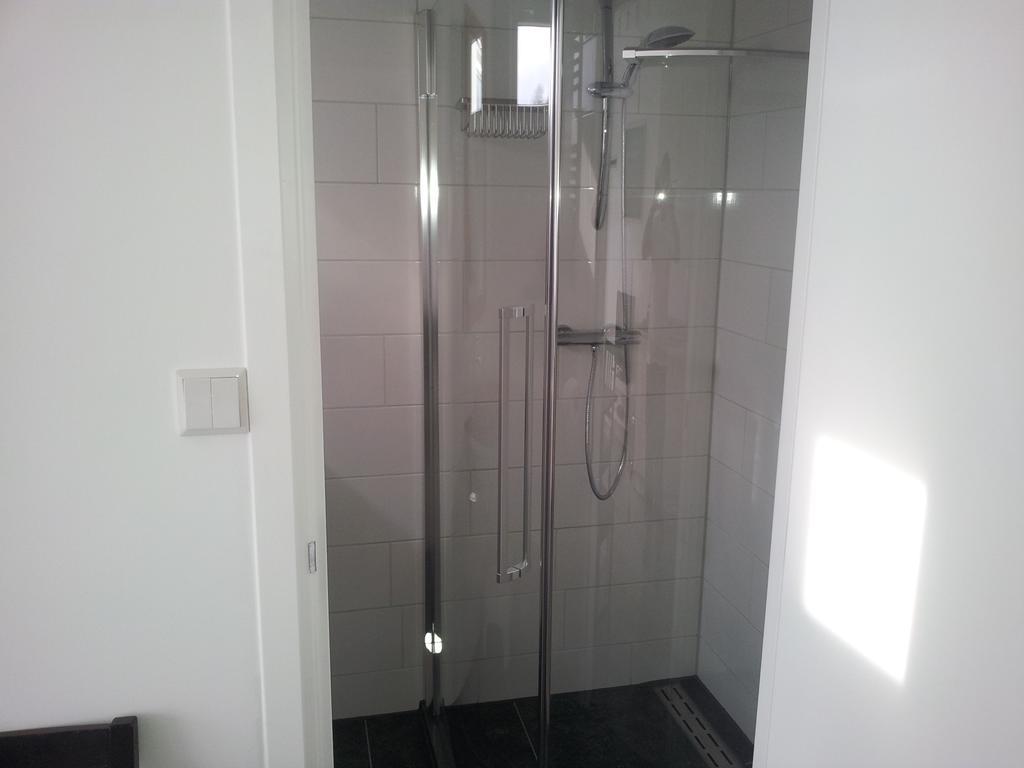 Homestay Bij Aelita Den Burg Room photo